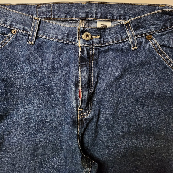 Classic Women's Dark Blue Jeans - Picture 2 of 8